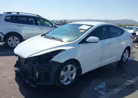 2013 Hyundai Elantra Gls z USA, uszkodzony, nr VIN 5NPDH4AE5DH162064